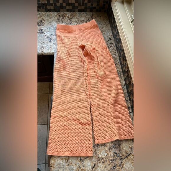 House of Harlow Peach Knit Pants with sparkle thread - Picture 1 of 7
